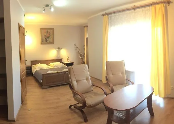 Vendégház Przy Bloniach