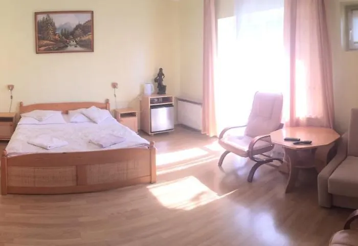 Vendégház Przy Bloniach